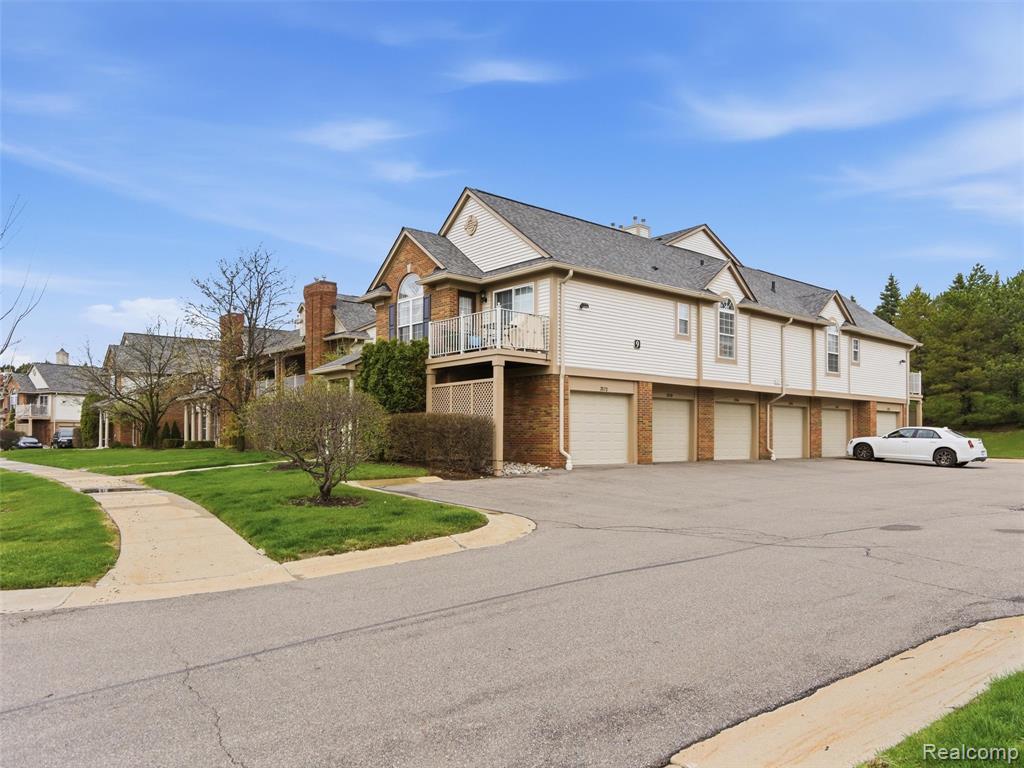 3570 Oakmonte Boulevard, Rochester, MI 48306 — Photo 17