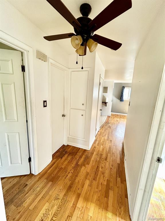 4202 BRISTOLWOOD Drive, Flint, MI 48507 — Photo 11