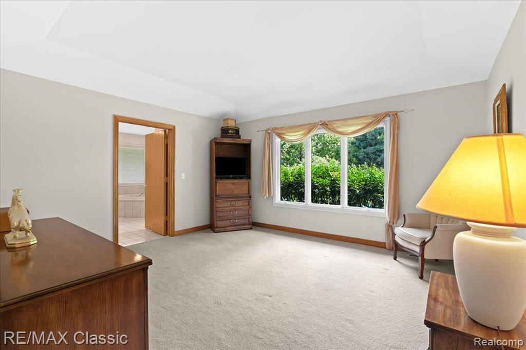 4160 Rolling Pines Court, Commerce Twp, MI 48382 — Photo 30