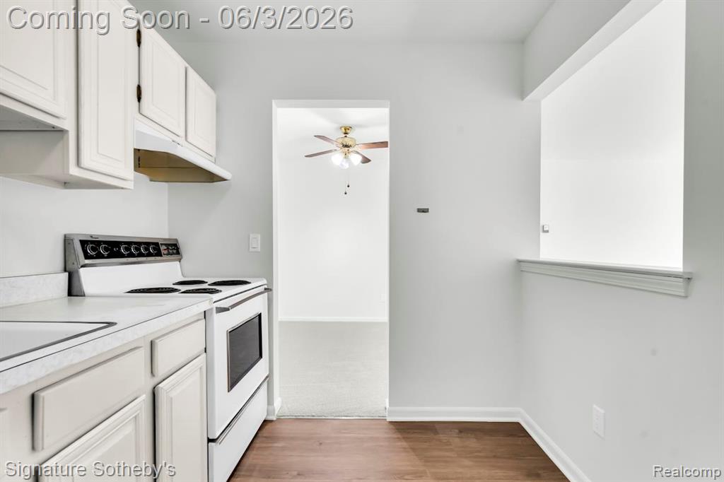508 Sunset Lane, Saint Clair Shores, MI 48082 — Photo 13