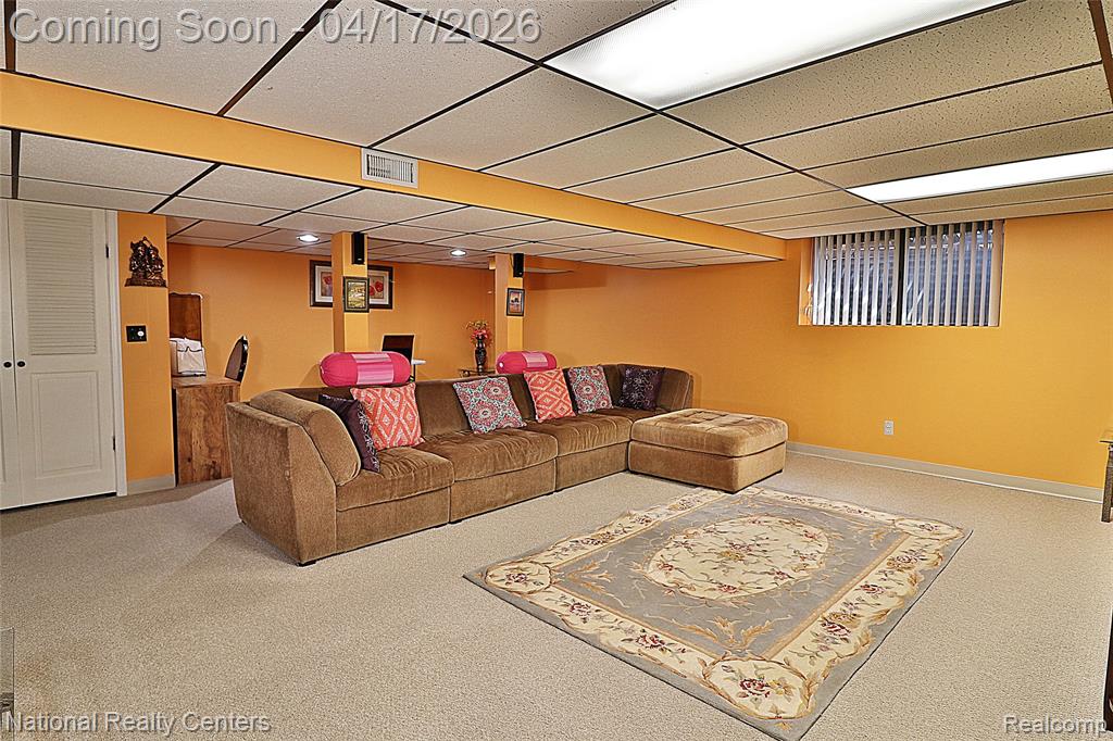 7309 Creek View Circle, West Bloomfield, MI — Photo 29