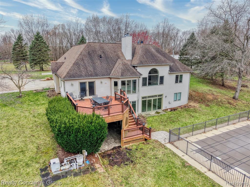 6400 Sober Road, Fowlerville, MI 48836 — Photo 15