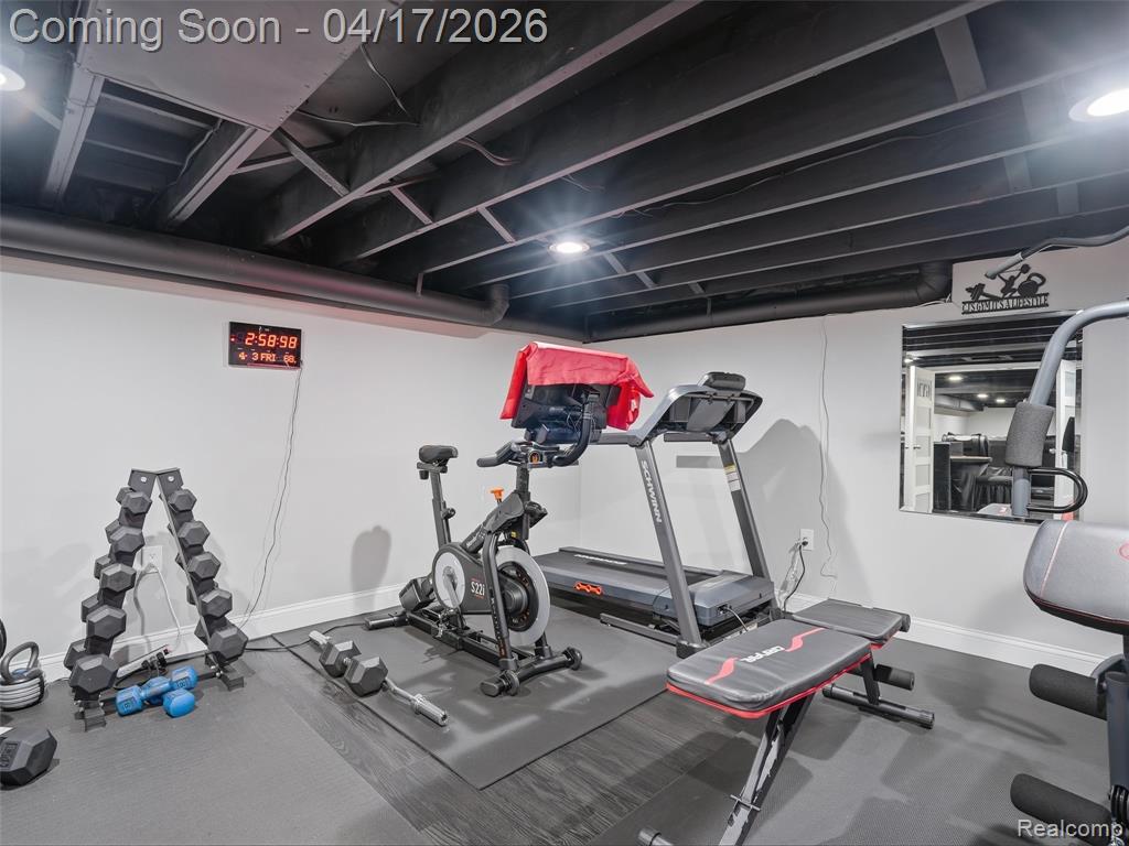 4886 Beacon Hill Drive, Bloomfield Hills, MI 48301 — Photo 71