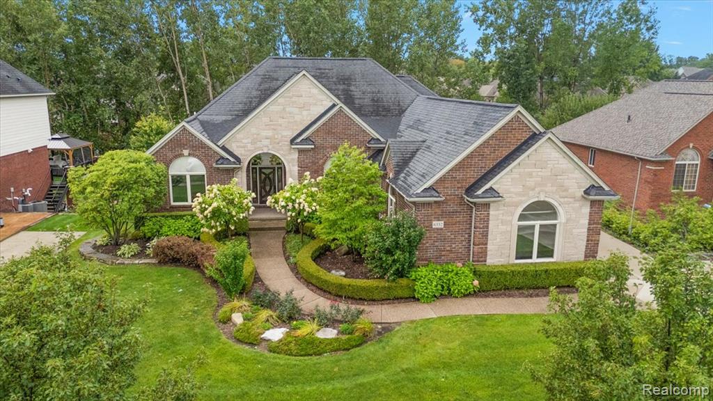 6332 Shadydale Drive, Shelby Twp, MI 48316