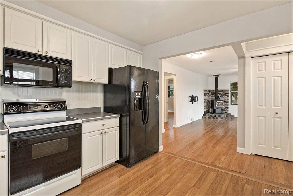 947 N Main Street, Clawson, MI — Photo 11