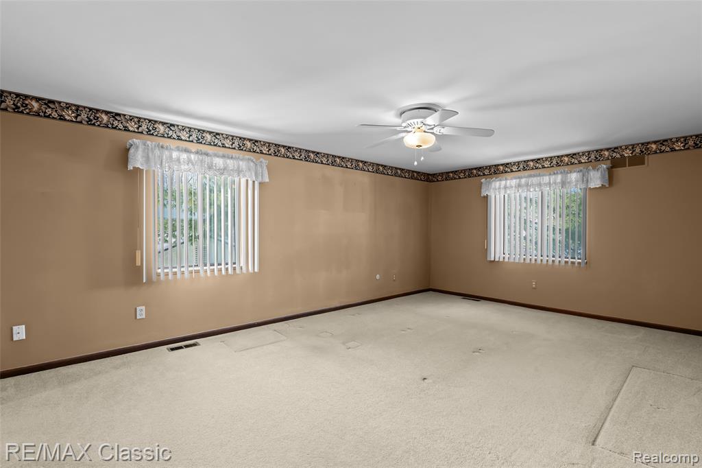6313 Kiev Street, West Bloomfield, MI 48324 — Photo 28