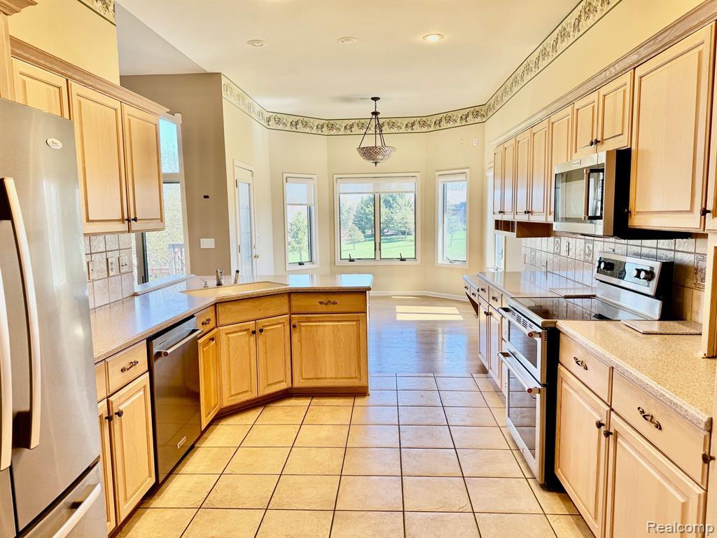 8505 Woodridge Drive, Davison, MI 48423 — Photo 29