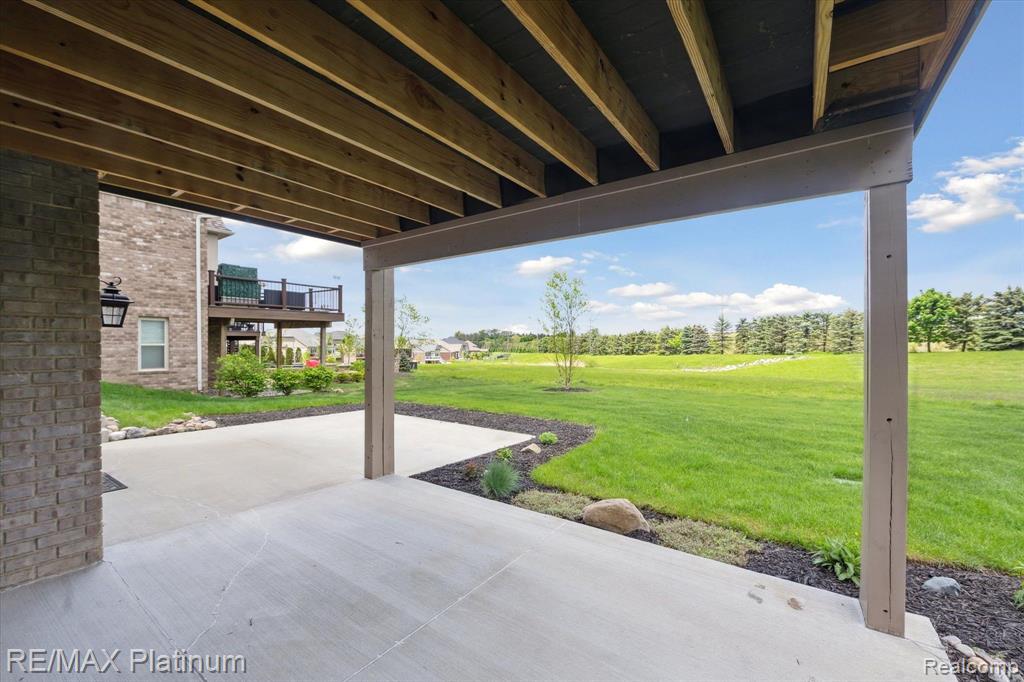8280 Stoney Creek Drive, South Lyon, MI 48178 — Photo 45