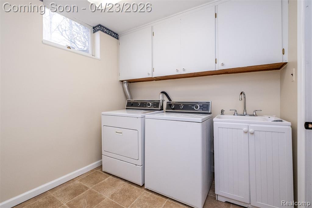 1895 West Bend Drive, Bloomfield Hills, MI 48302 — Photo 41