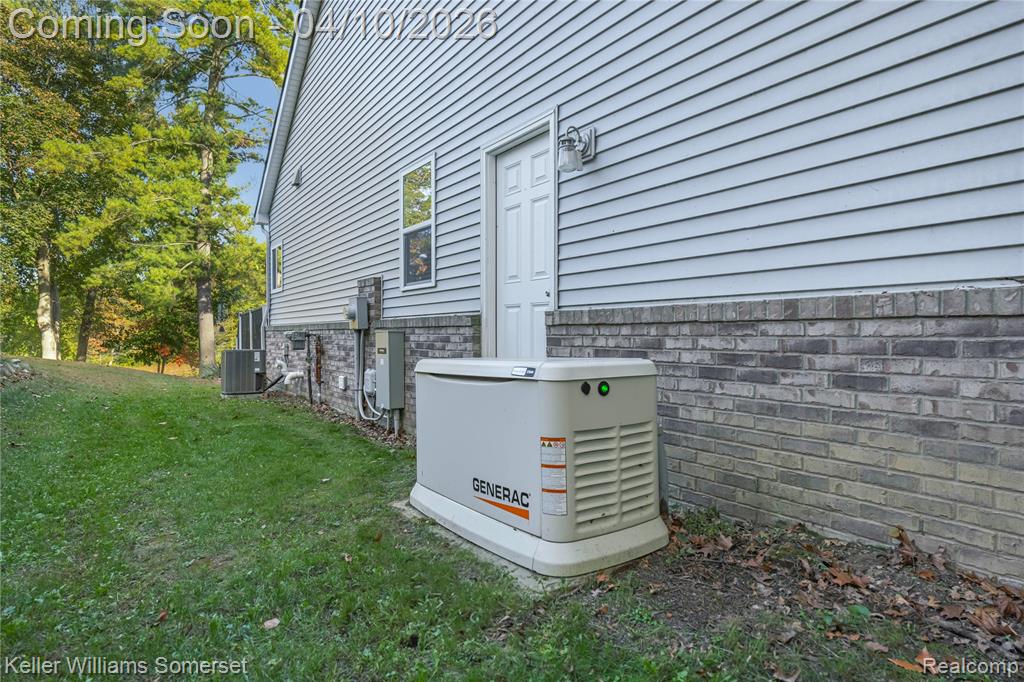 70 Lakeview Drive, Oxford, MI 48370 — Photo 54