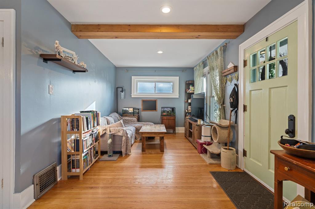 700 W Cambourne Street, Ferndale, MI 48220 — Photo 4