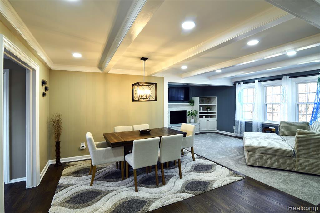 9693 BURNING TREE Drive, Grand Blanc, MI 48439 — Photo 11