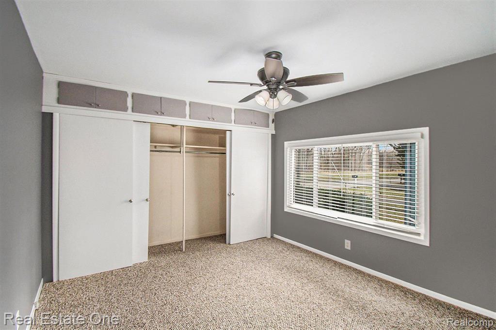 54 DIVISION Street, Oxford, MI 48371 — Photo 12