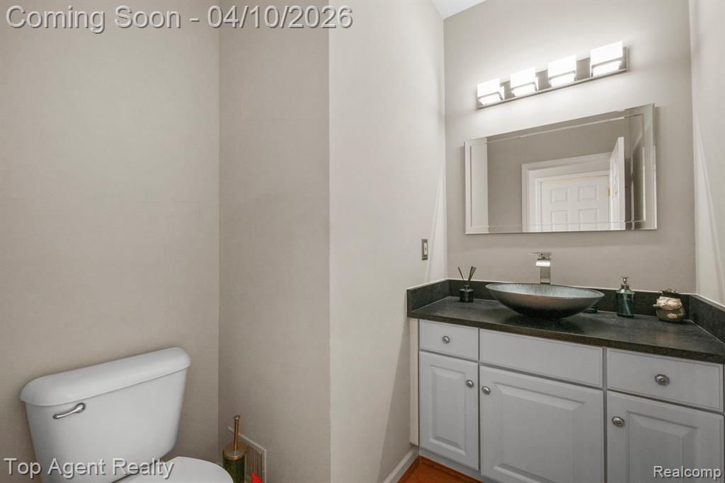 41567 Glade Road, 20, Canton, MI 48187 — Photo 19