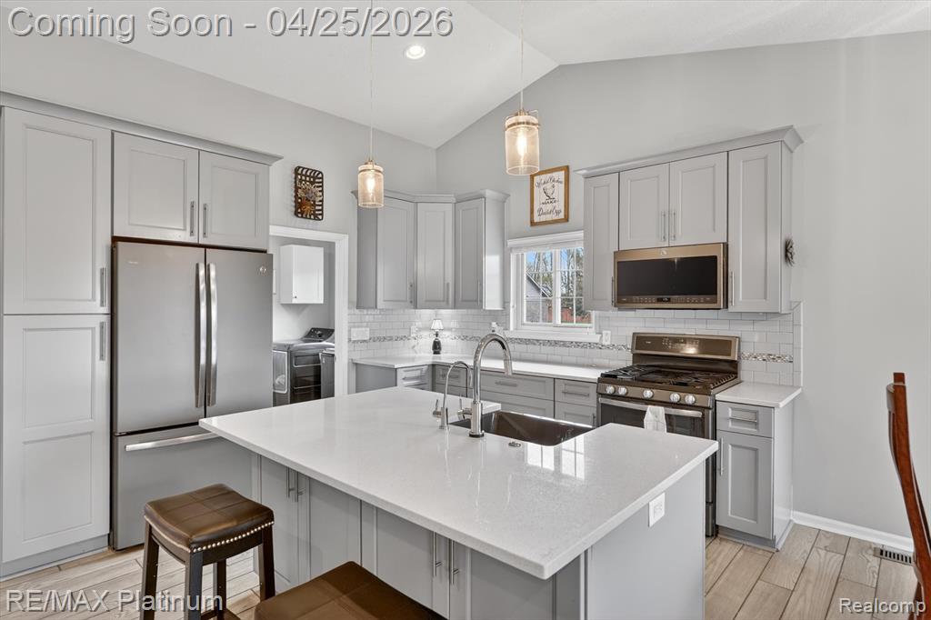 22290 Quail Run Circle, 6, South Lyon, MI 48178 — Photo 9