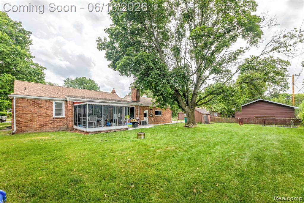 2435 Sharon Lane, Port Huron, MI 48060 — Photo 32