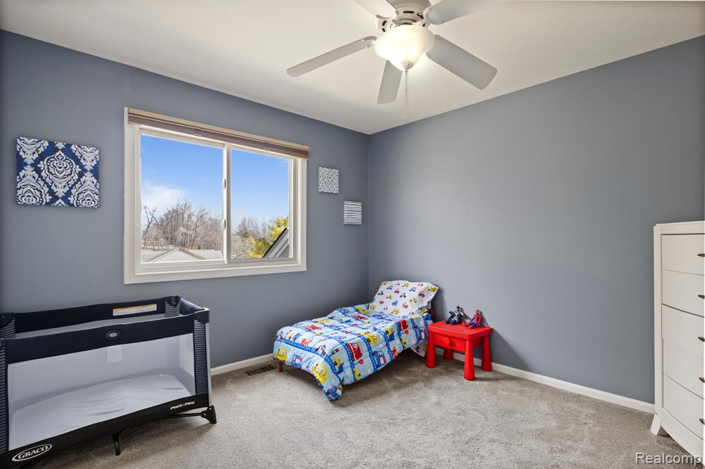 6330 STONEWOOD Drive, White Lake, MI 48383 — Photo 22