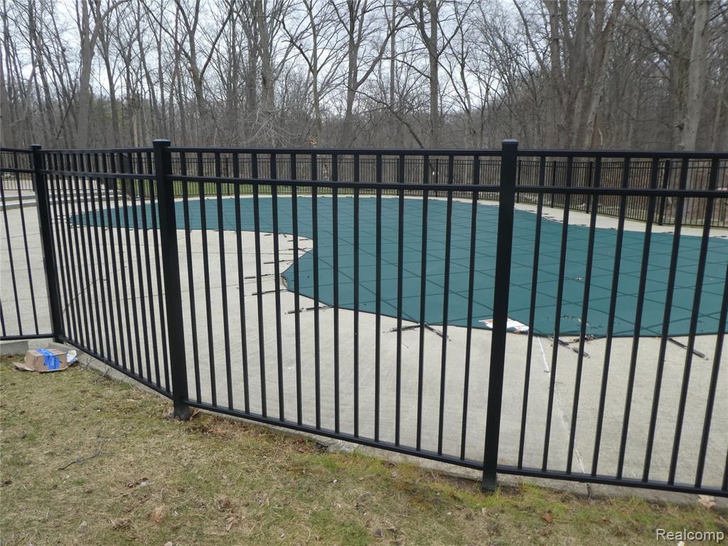 7482 Woodview Street, 4, Westland, MI — Photo 45
