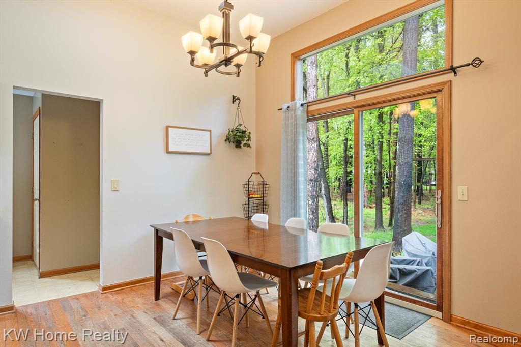 4143 EMERALD PINES Drive, Commerce Twp, MI 48390 — Photo 15