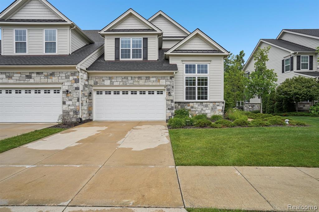 42832 Cardinal Way, Novi, MI — Photo 2