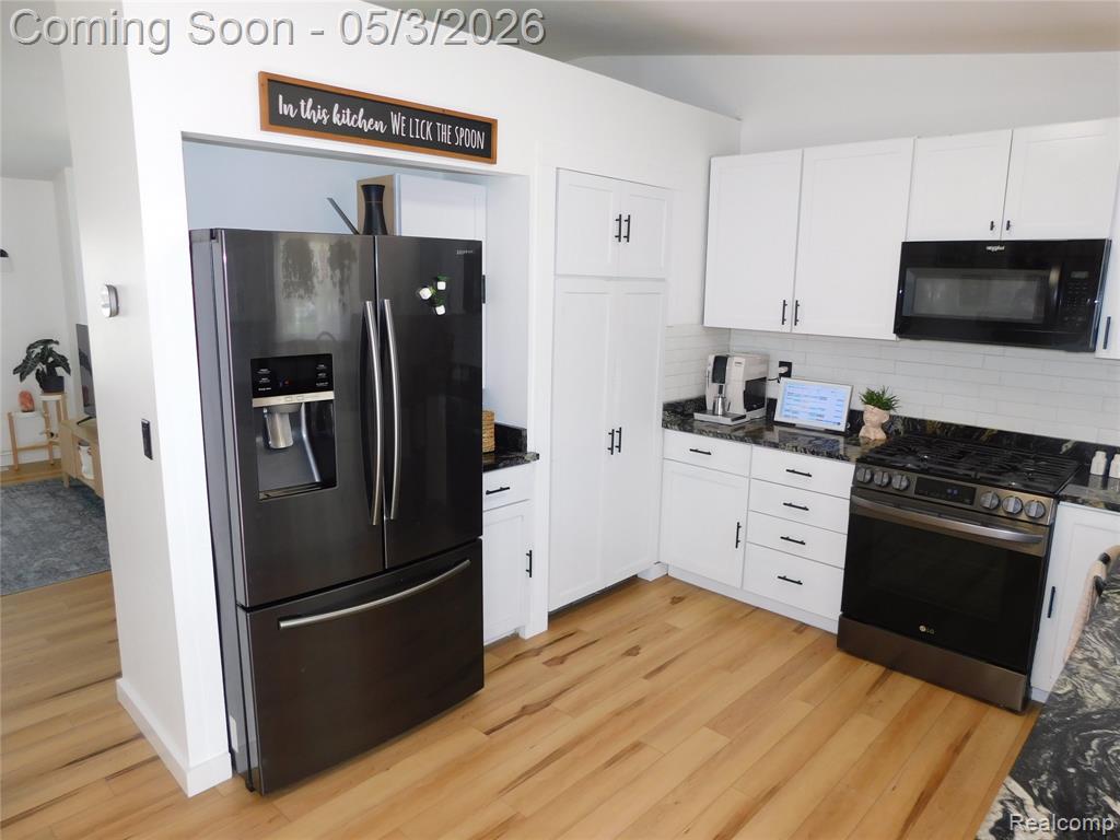 3329 Millcrest Drive, Lake Orion, MI — Photo 30