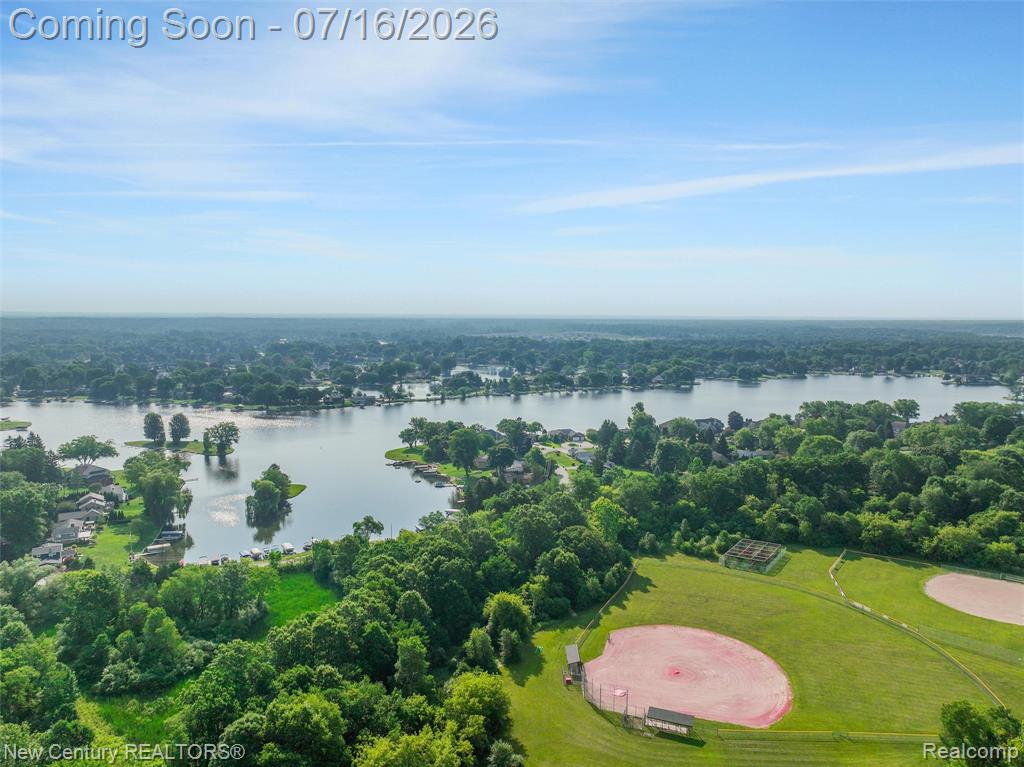 671 Braxwood Place, Milford, MI 48381 — Photo 26
