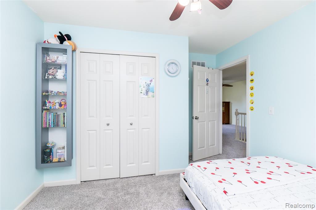 51224 Luke Lane, Novi, MI — Photo 40