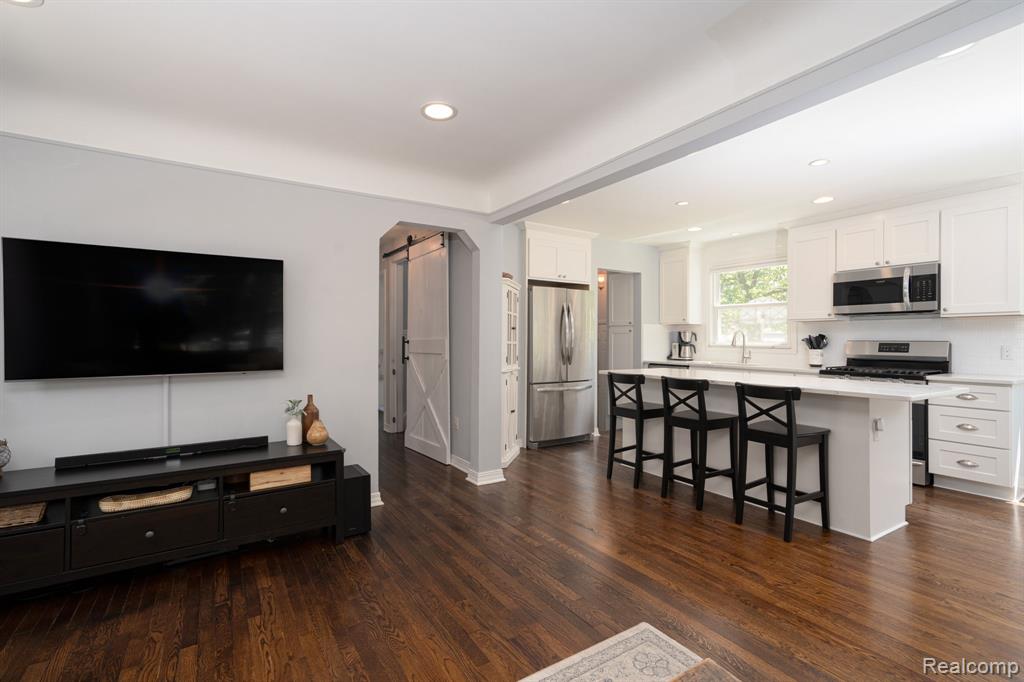 2036 Gardner Avenue, Berkley, MI 48072 — Photo 3