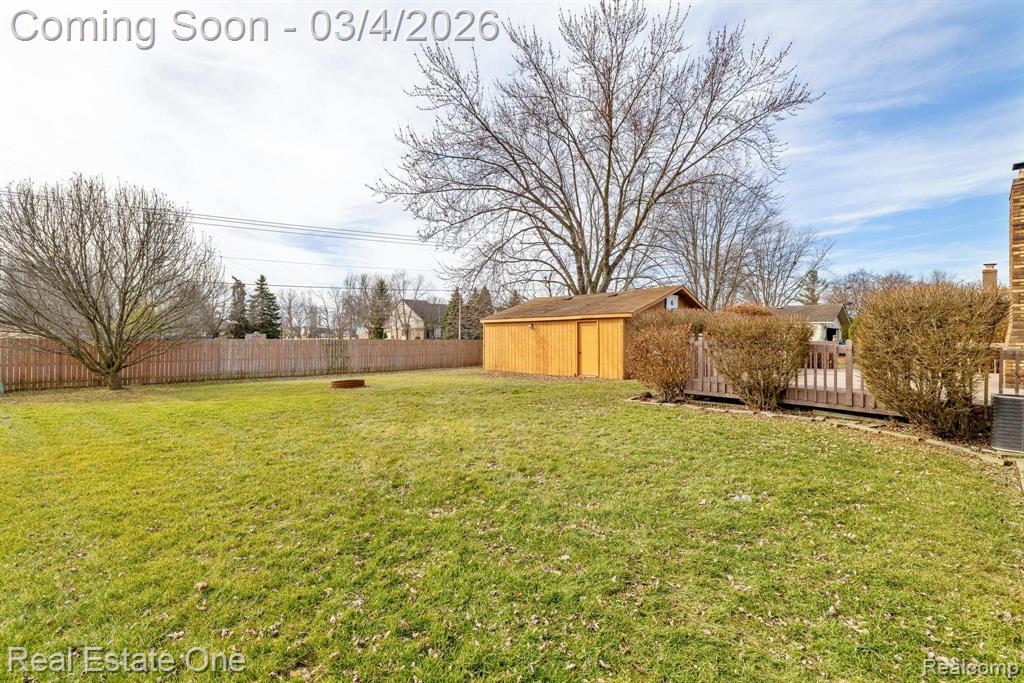 41146 Justin Drive, Clinton Twp, MI 48038 — Photo 35
