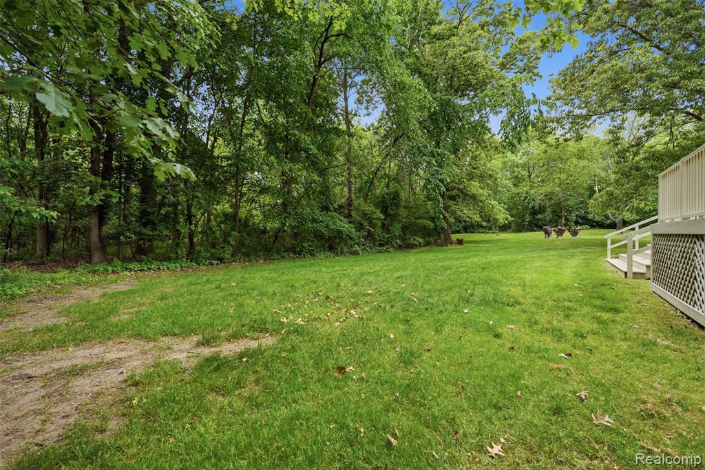 27967 Galien Drive, South Lyon, MI 48178 — Photo 65