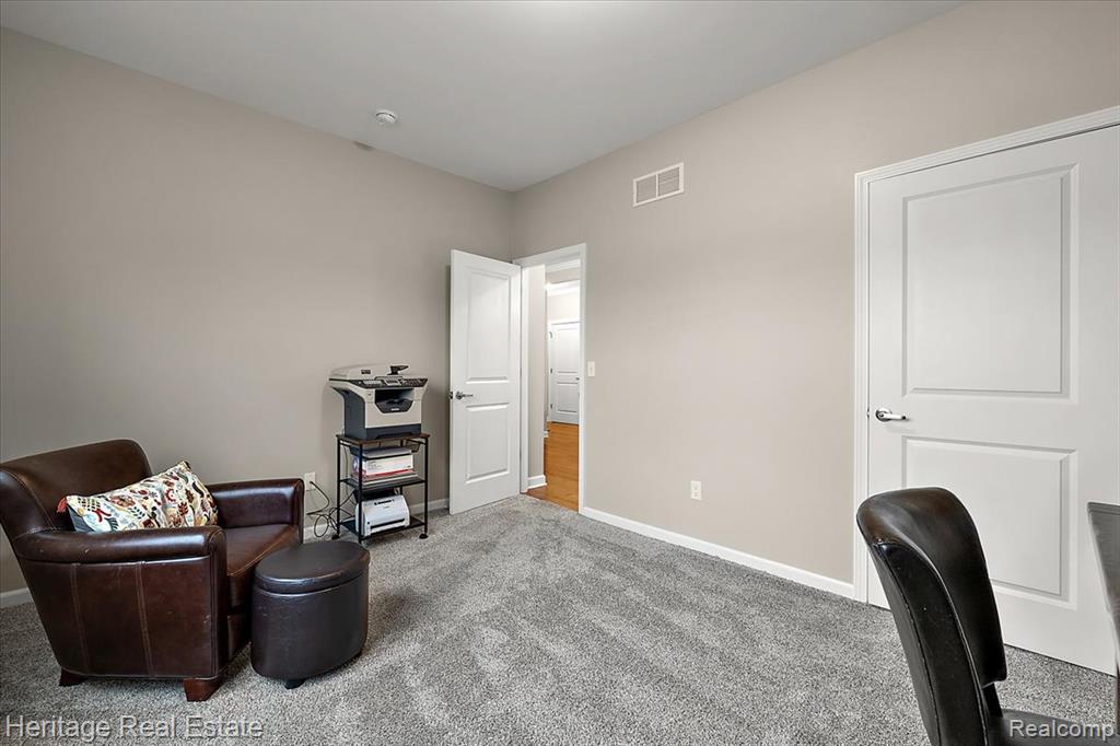 6231 Leighland Drive, Grand Blanc, MI 48439 — Photo 22