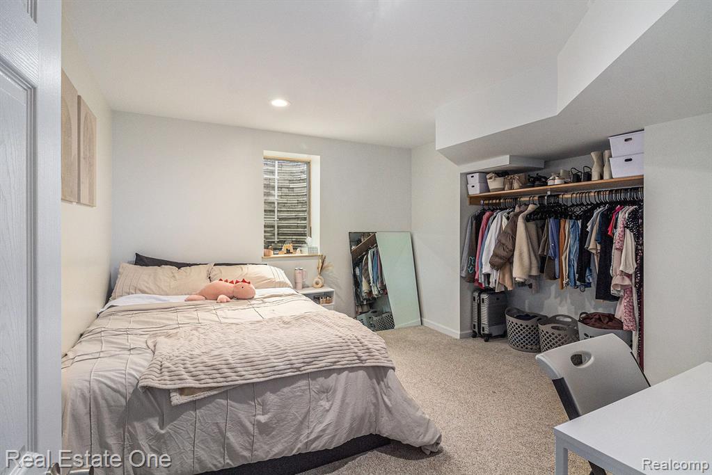 8155 Sheraton Park Drive, Fenton, MI 48430 — Photo 34