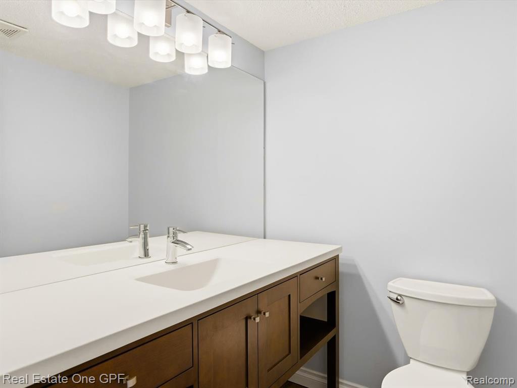 1715 River Road, 22, St. Clair, MI 48079 — Photo 22