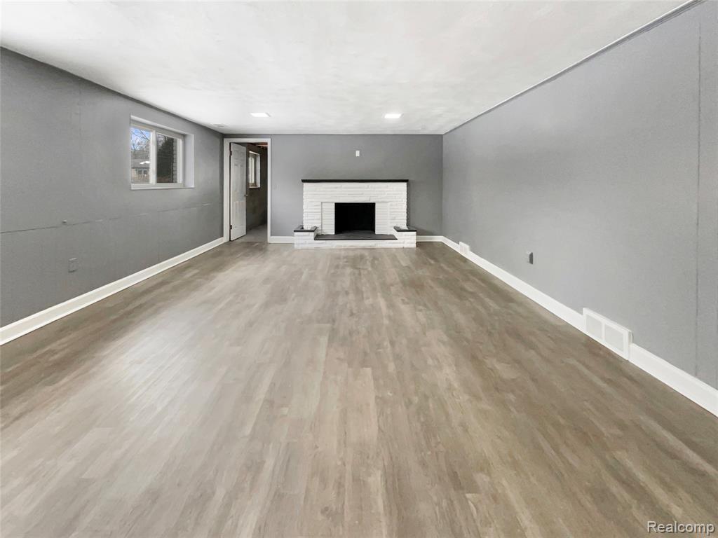 53044 Ruann Drive, Shelby Twp, MI 48316 — Photo 8