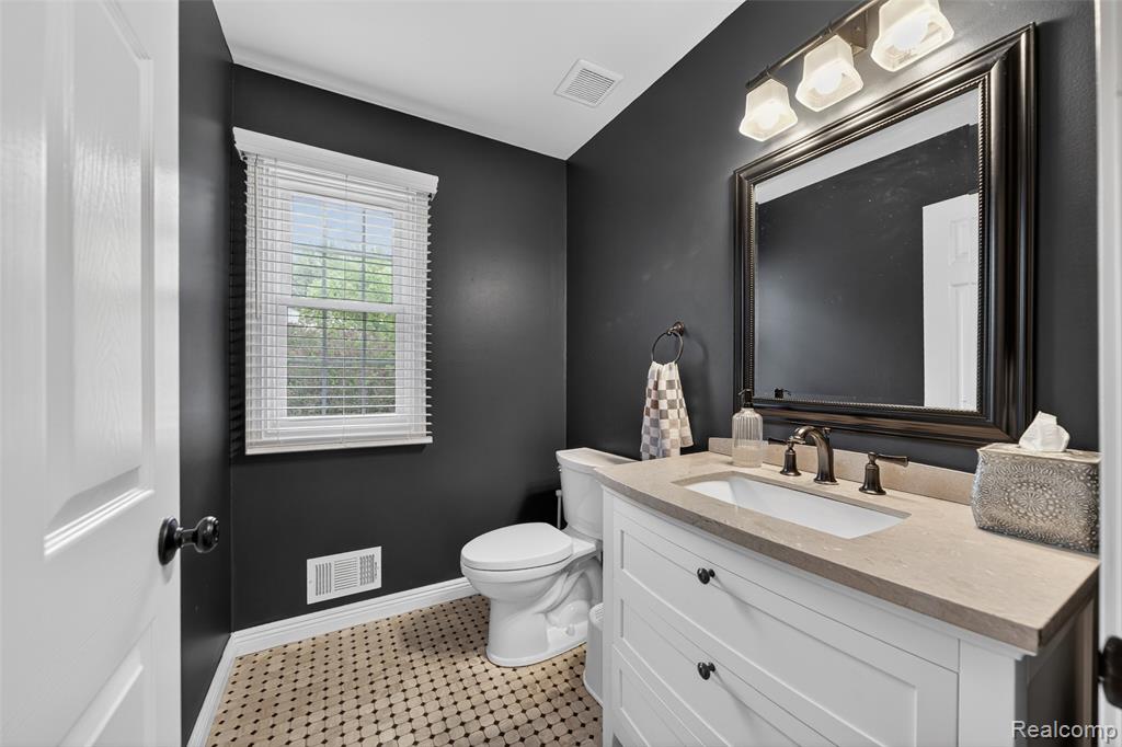 1427 Trailside Boulevard, Wixom, MI 48393 — Photo 20