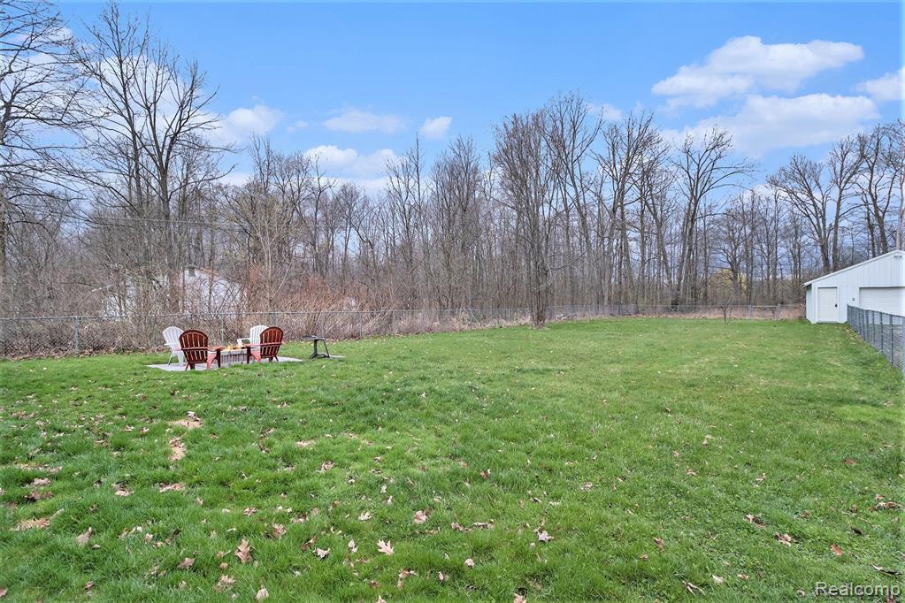 5308 Hammond Road, Lapeer, MI 48446 — Photo 23