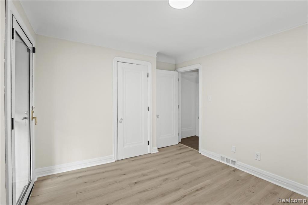 294 Riverside Drive, Detroit, MI 48215 — Photo 18