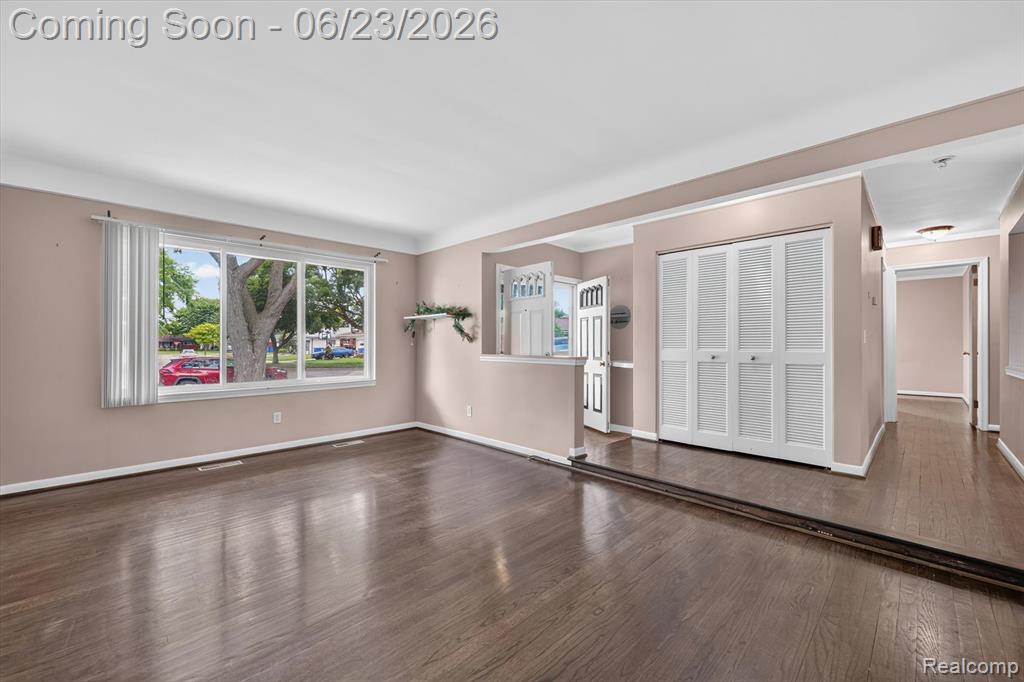 29101 Campbell Drive, Warren, MI 48093 — Photo 8