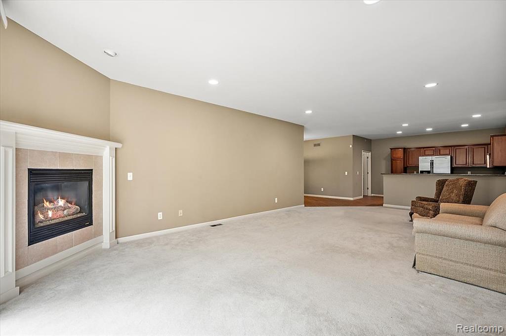 6713 Boulder Pointe Drive, Washington, MI — Photo 7