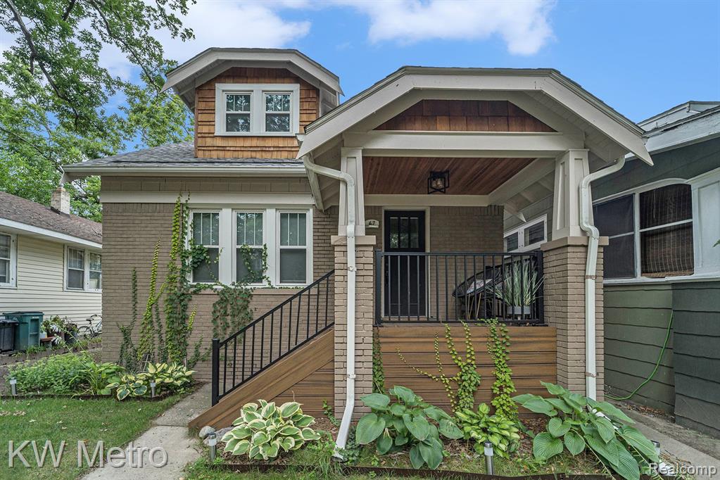 67 KENSINGTON Boulevard, Pleasant Ridge, MI — front exterior