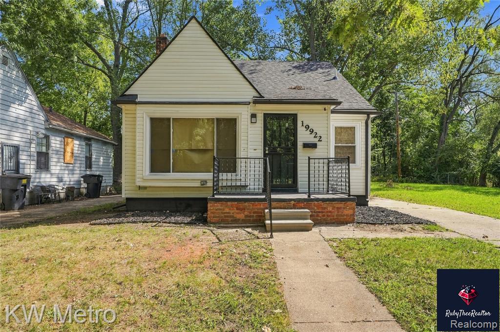 19922 Stahelin Avenue, Detroit, MI 48219