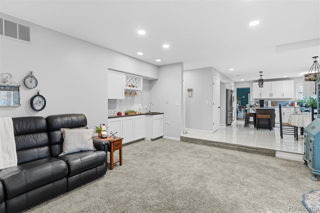9641 Rolling Greens Drive, Pinckney, MI 48169 — Photo 16