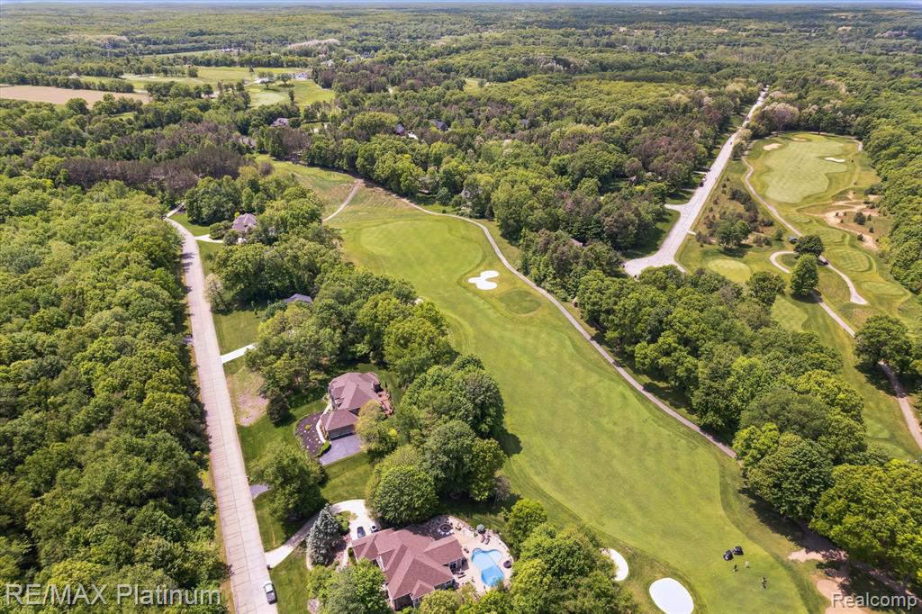 8257 Abalone Way, Pinckney, MI 48169 — Photo 65