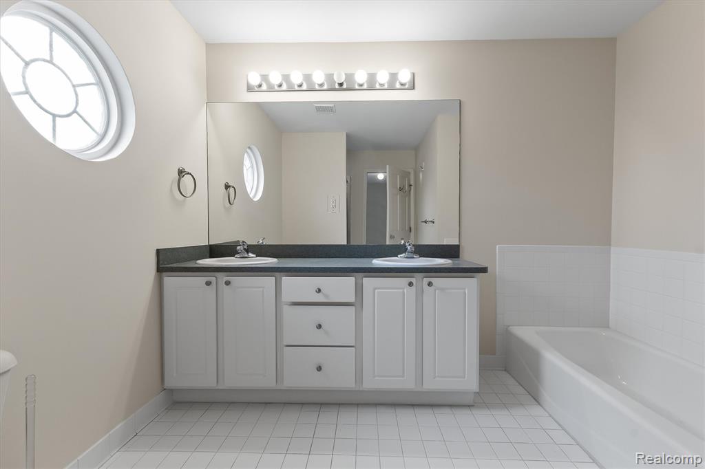 1513 Anne Drive, Royal Oak, MI 48067 — Photo 10