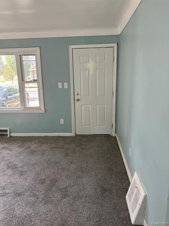 8210 ASBURY Park, Detroit, MI 48228 — Photo 24