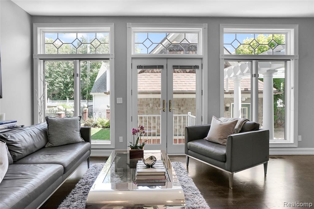 655 Chester Street, Birmingham, MI 48009 — Photo 15