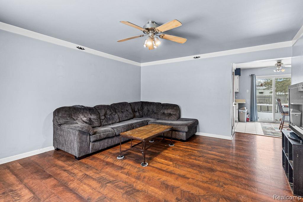 4277 Ashlawn Drive, Flint, MI 48507 — Photo 8