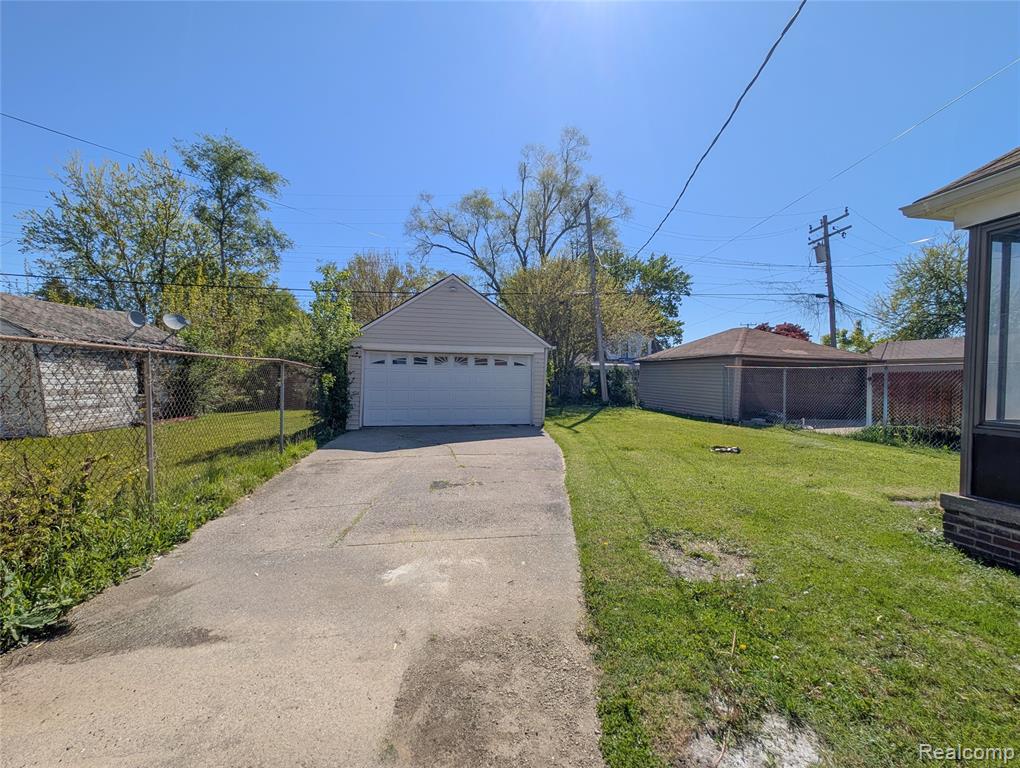 19160 FREELAND Street, Detroit, MI 48235 — Photo 26