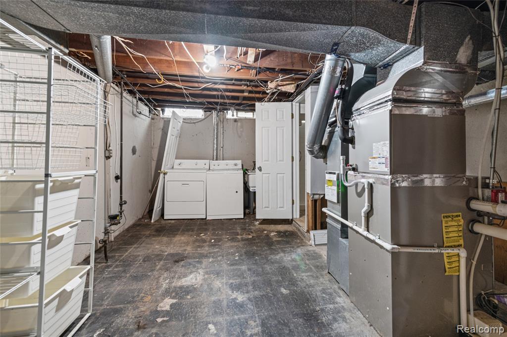 30539 Longfellow Avenue, Madison Heights, MI 48071 — Photo 21