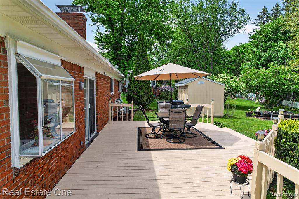 2802 Costa Mesa Road, Waterford, MI 48329 — Photo 34